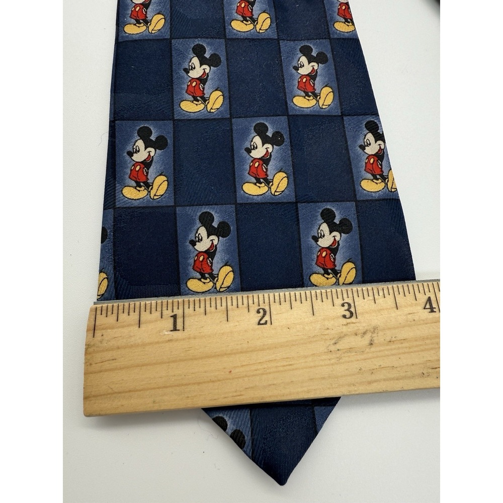 Vintage Disney Store Mickey Mouse Tie 100% Silk. - Picture 5 of 5